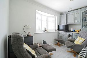 Office / Ground Floor Bedroom- click for photo gallery